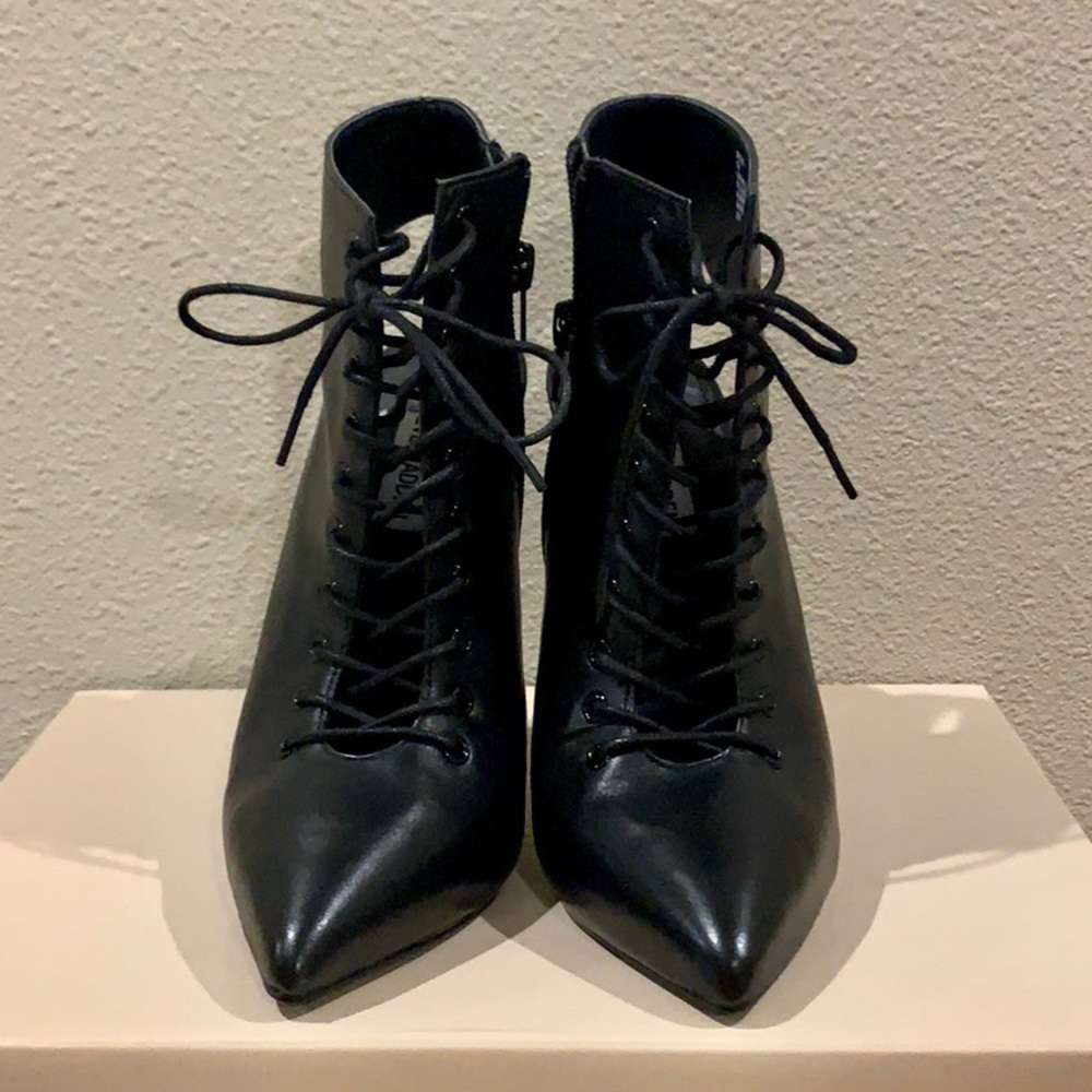 Steve Madden laced heels!